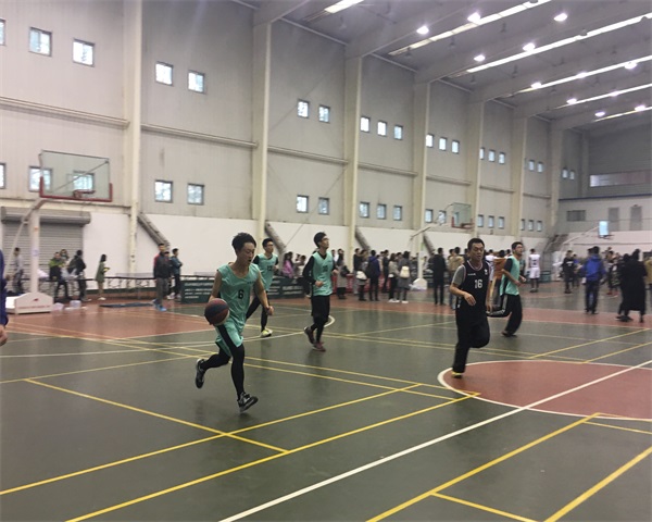 山东大学第十三届研究生篮球赛之医管学院对战环境学院