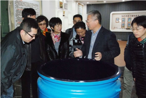 医管学院党员干部学习焦裕禄精神深入制药企业开展服务