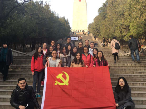 医药卫生管理学院2015级研究生党支部到济南战役纪念馆开展党建现场教育学习