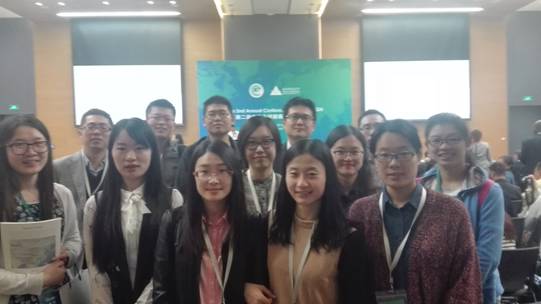 我院师生一行参加第二届中国全球健康大学联盟年会并做报告