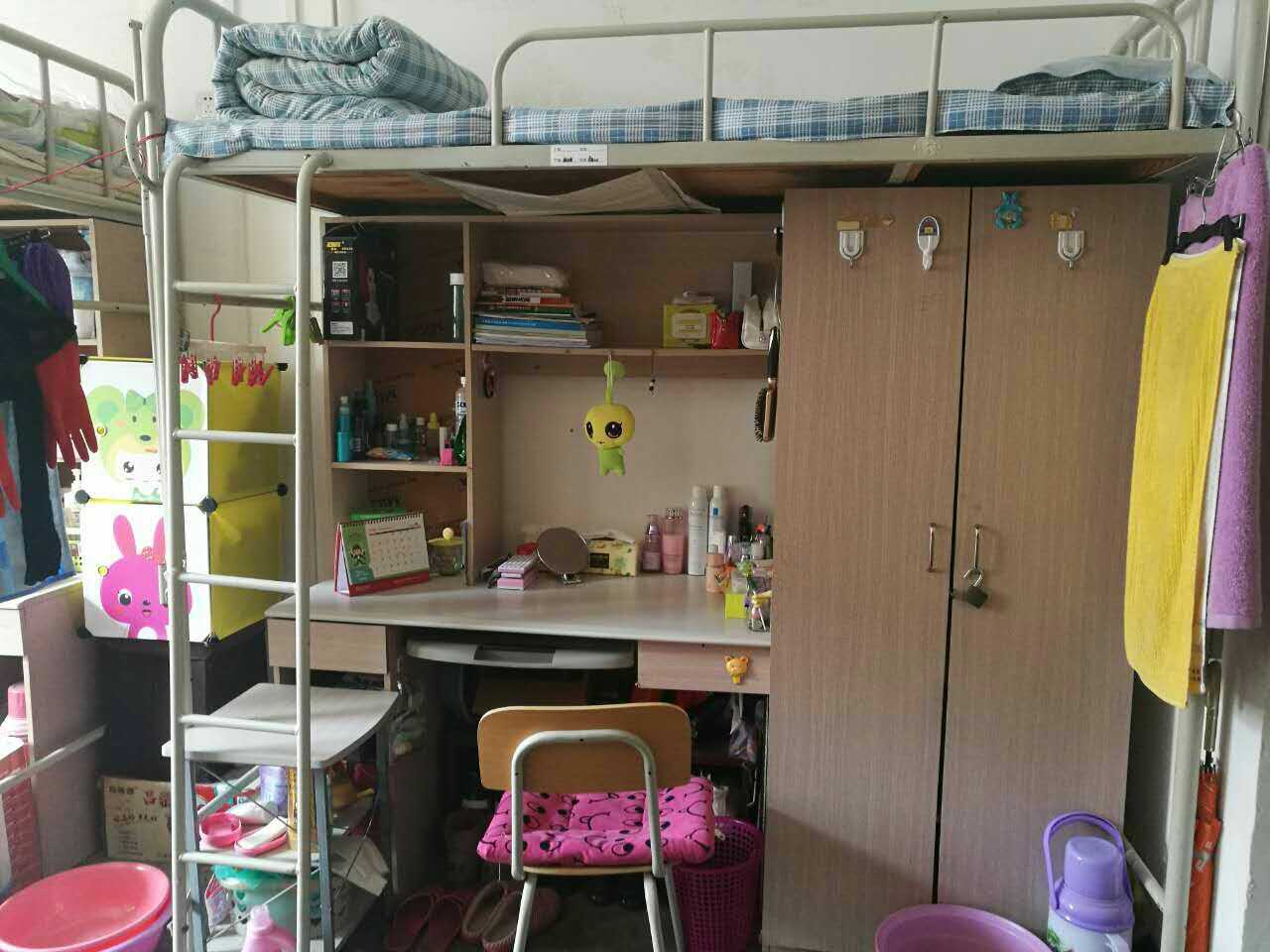 我院研会生活部对研究生宿舍卫生进行全面检查