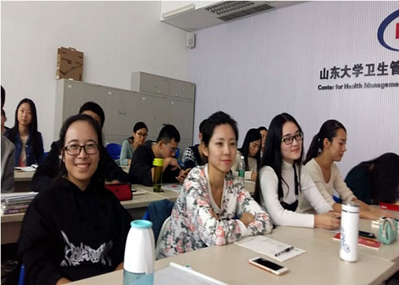 医药卫生管理学院举办心理健康知识讲座