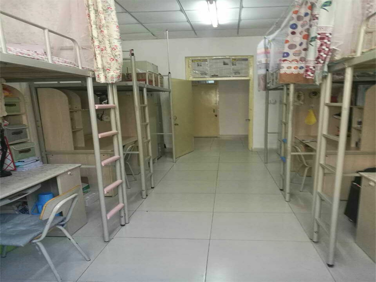 我院研会生活部对研究生宿舍卫生进行全面检查